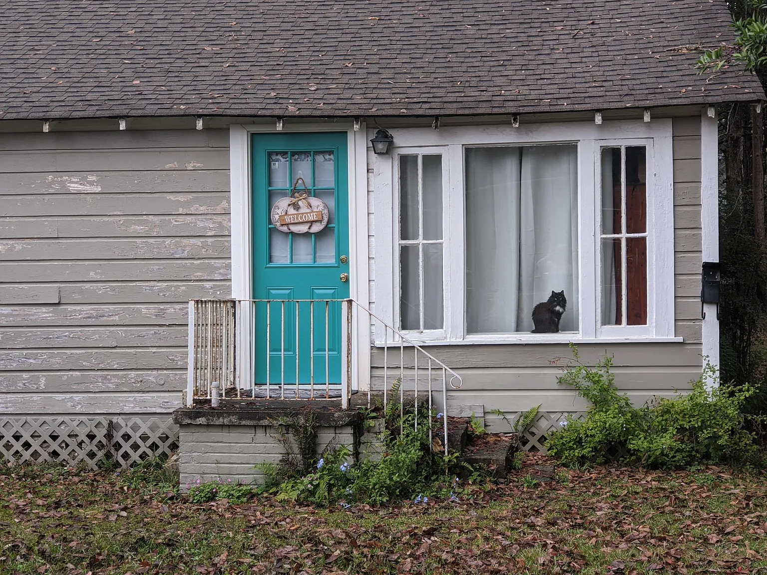 Rebecca Ave, Hattiesburg — Photo 1