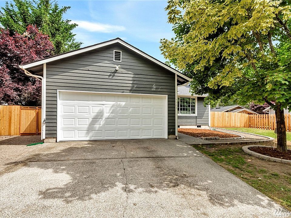 1st image of 19523 18th St SW