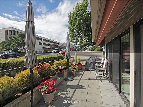 3rd image of 620 S 227th Street #101