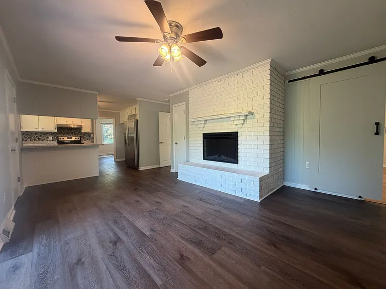 2703 Toronto Ln — Photo 18