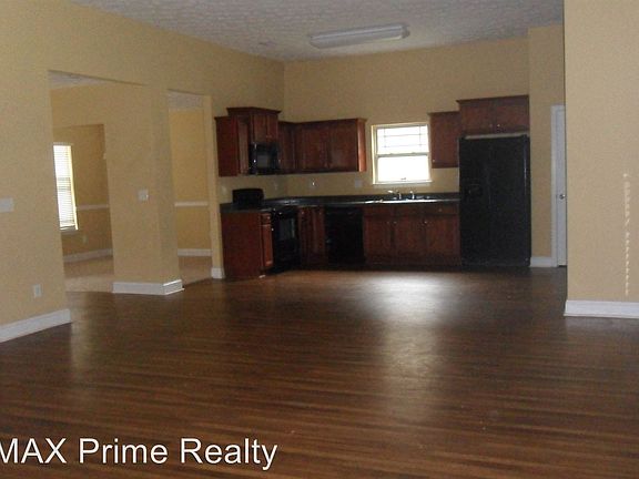 5th image of 334 Lee Road 2170