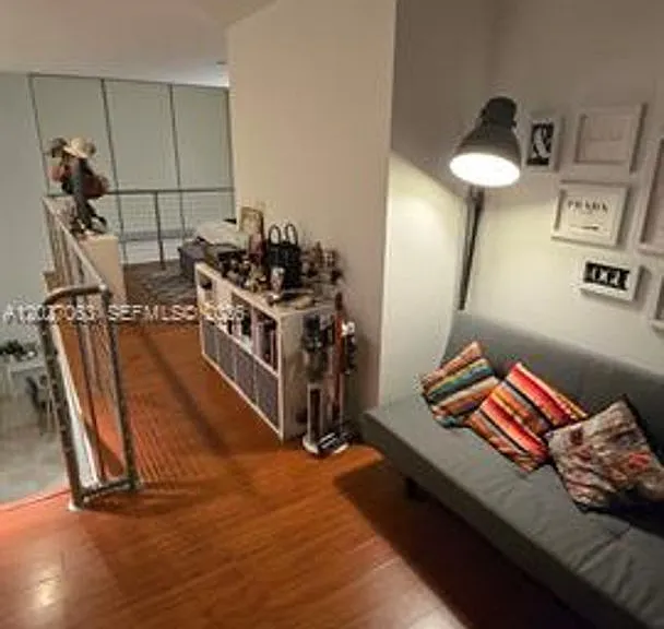 1050 Brickell Ave #816 — Photo 2