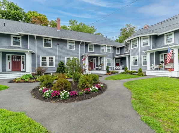 27 Richardson Ave #3305, Wakefield, MA 01880