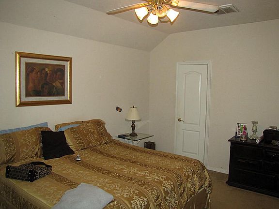4th image of 12007 Diane Ln