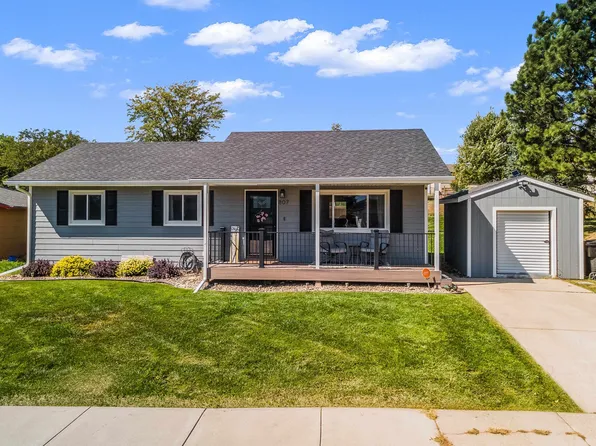 807 Sycamore St, Rapid City, SD 57701