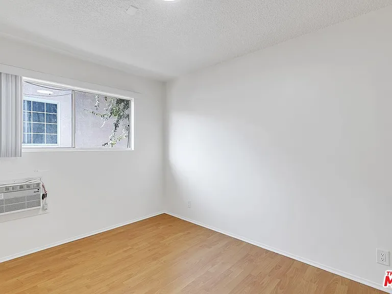 5524 Elmer Ave #3 — Photo 14