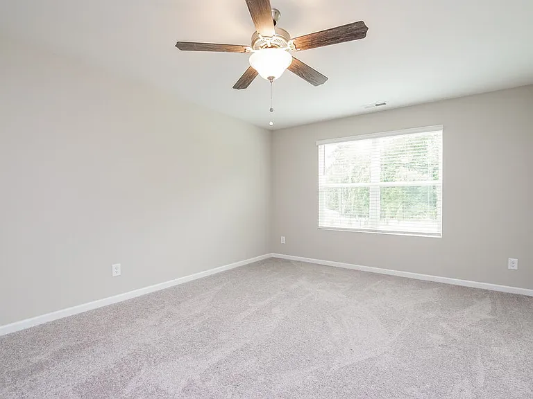 542 Landing View Dr — Photo 10
