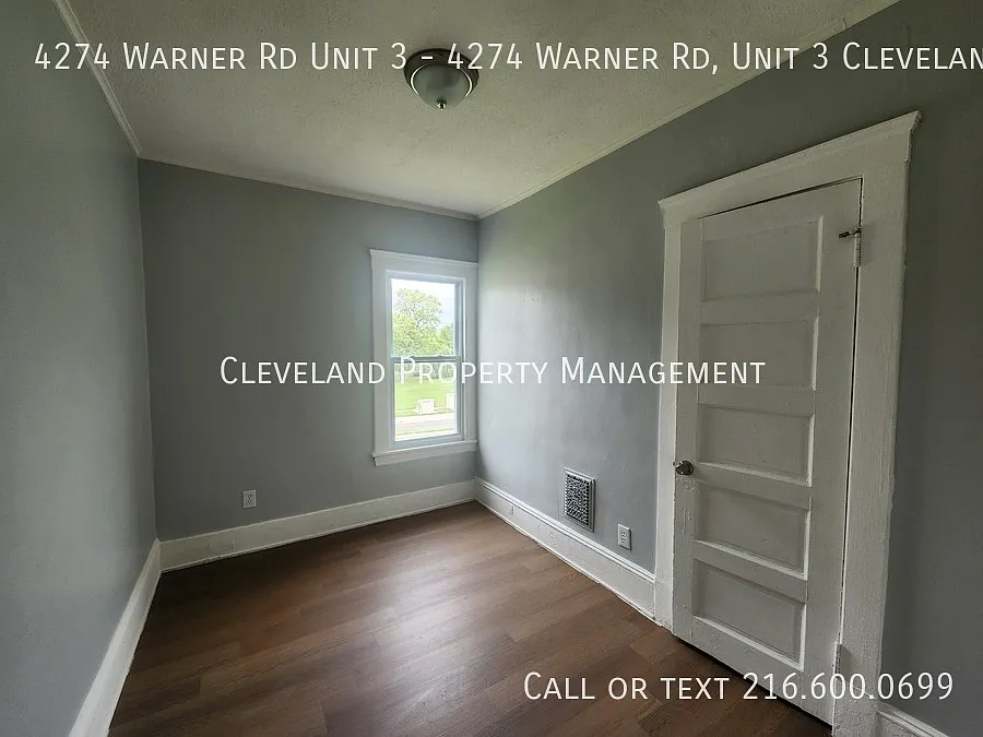 Renovated 2 Bedroom — Photo 4
