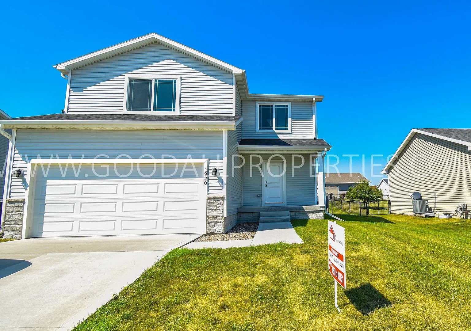 4 Bed 2.5 Bath Single Family Home in Adel. — Photo 1