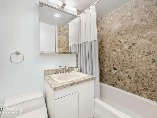 721 5th Avenue image 12 of 14