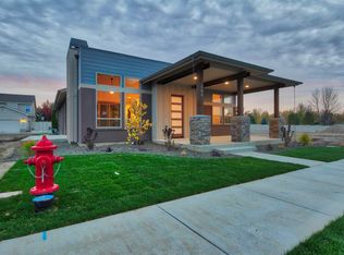 128 S Stephenson St, Eagle, ID 83616