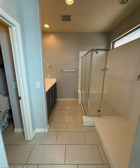 1701 N Hillcrest — Photo 13