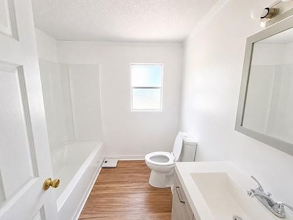 3rd image of 9240B Spice Pond Rd