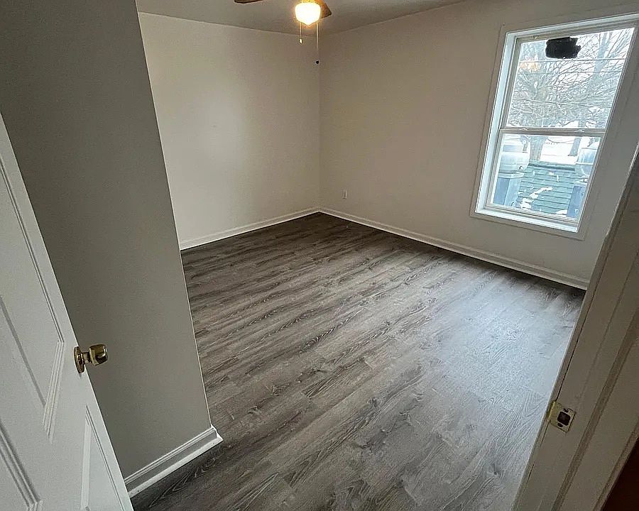 2nd image of 4090 Huron St #7