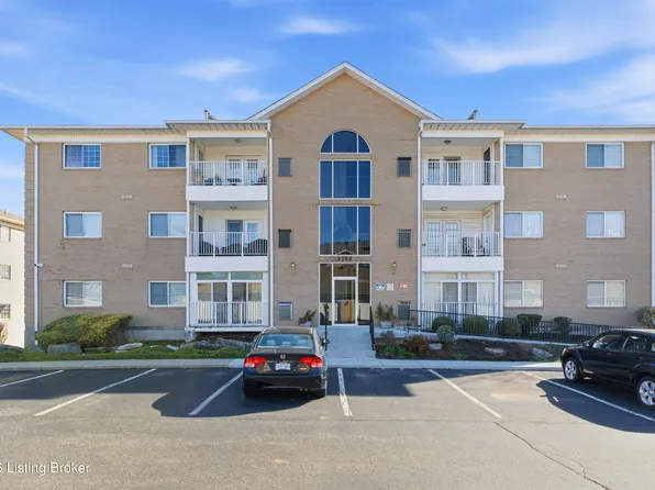 8505 Atrium Dr APT 103, Louisville, KY 40220