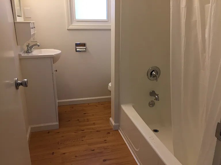 2565 Pinter Ave #2 — Photo 5