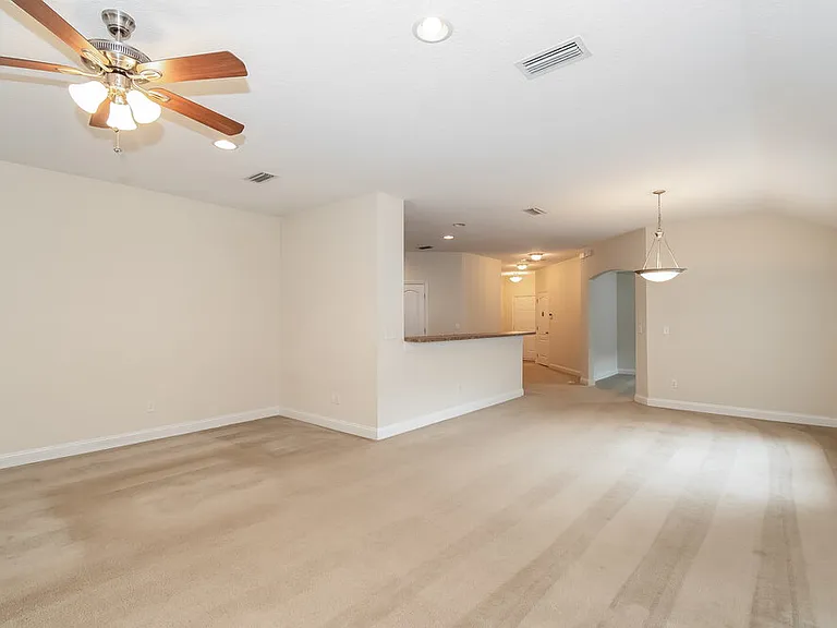 12100 Hayden Lakes Cir — Photo 3