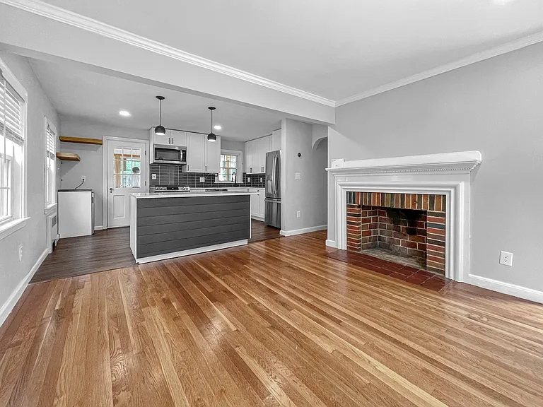 41 Burrwood Rd — Photo 4