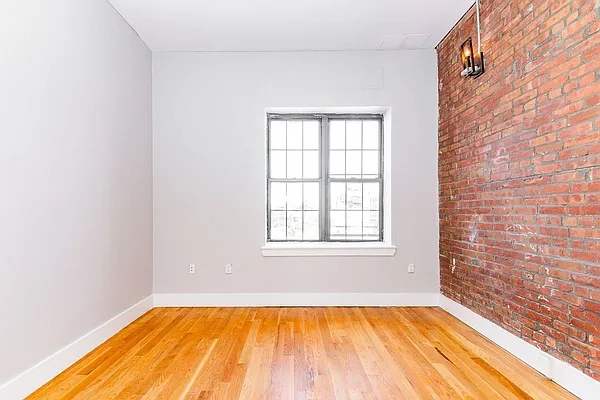 Rented by Brooklyn Group | media 16