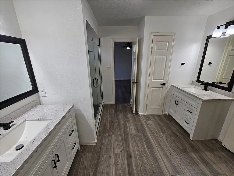 3709 Pinehurst Dr — Photo 32