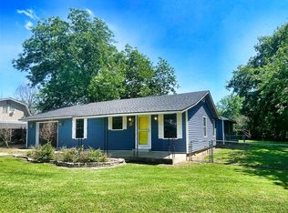 611 Pine St, Henryetta, OK 74437