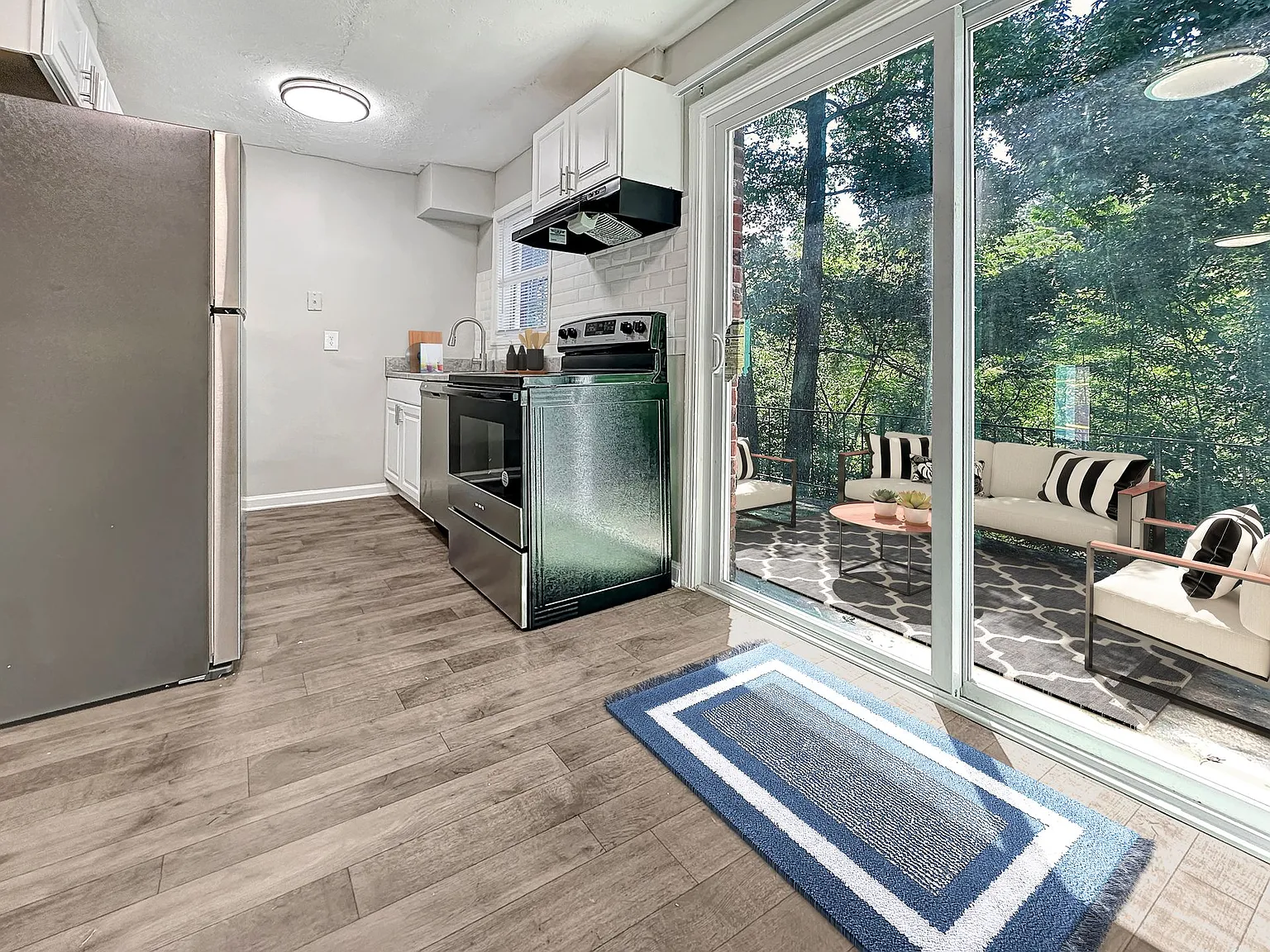 Maple Lakes Townhomes — Photo 4