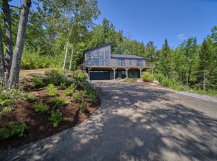 21 Ragged Mountain Rd, Camden, ME 04843