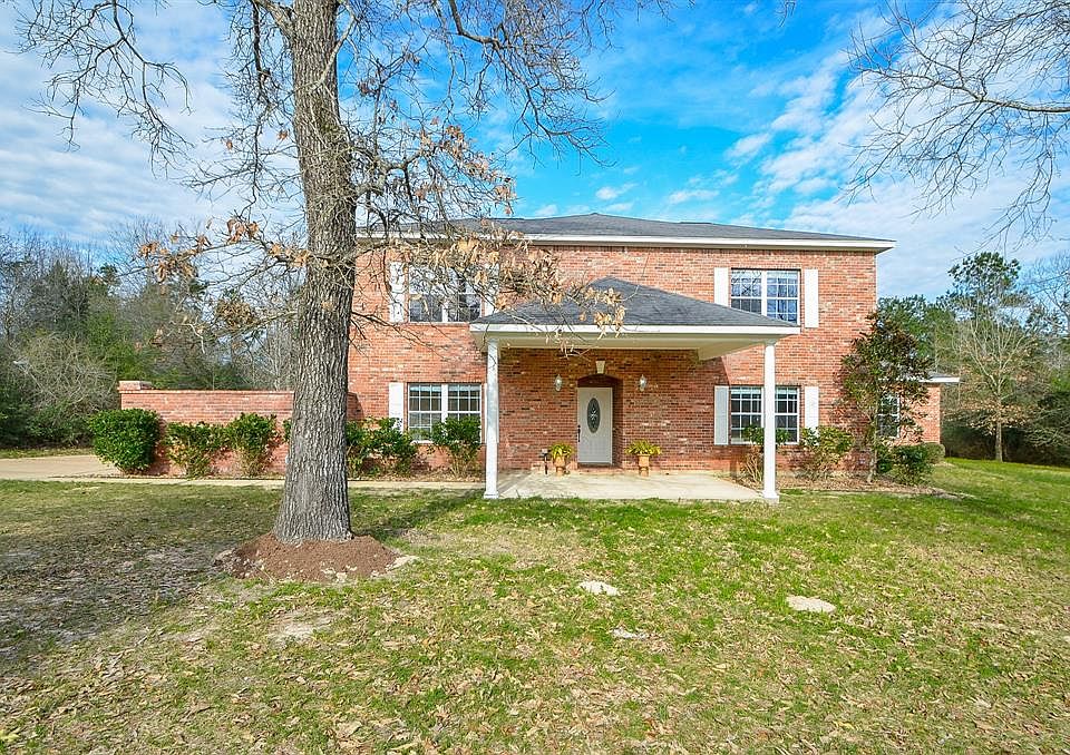 1st image of 18460 Hills Lake Ct