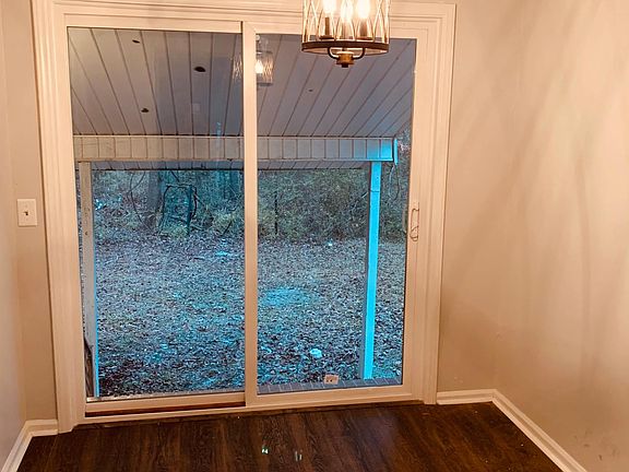 4th image of 1006 Westover Dr #A