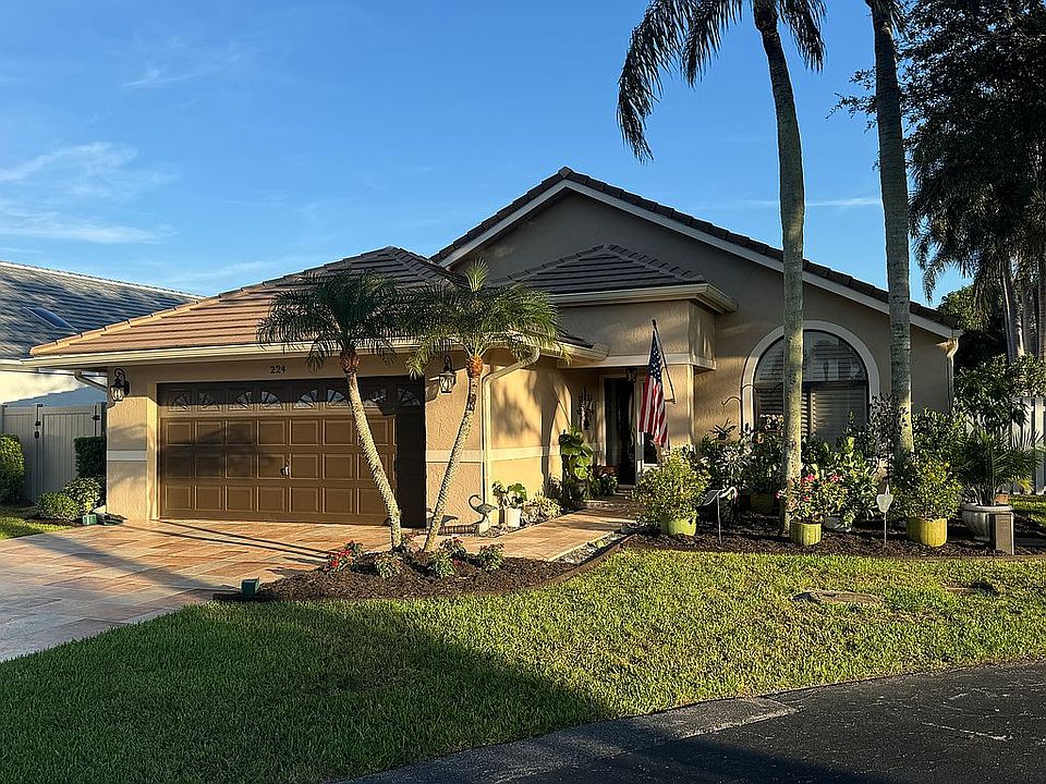 1st image of 224 Citrus Trl