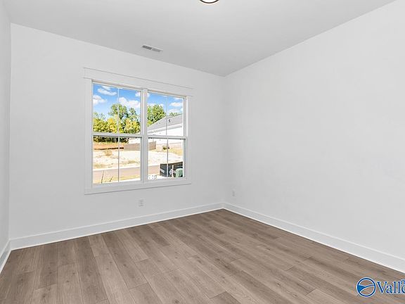4th image of 6407 Lenox Hill Way NW