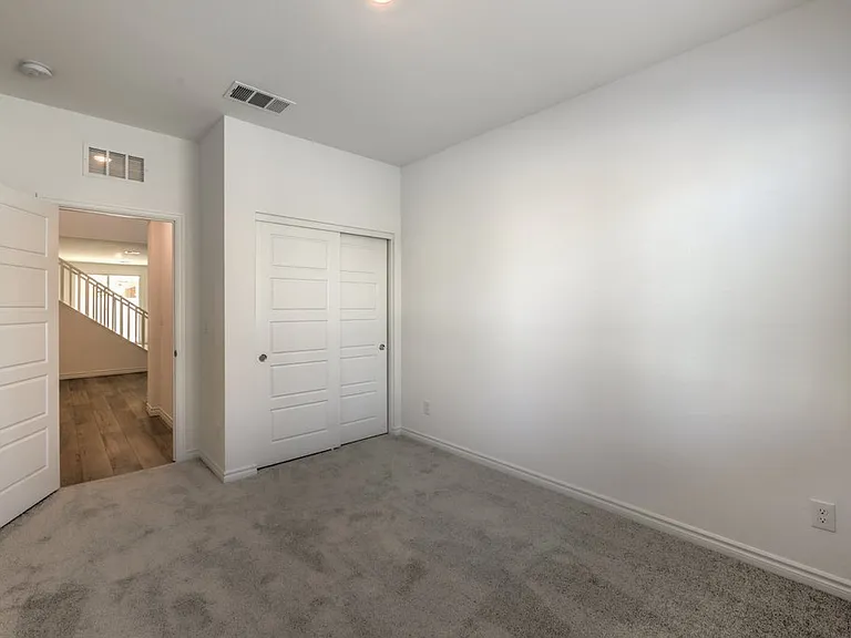 4445 Panoramic View Ave — Photo 19