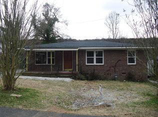 25 Pinedale Dr, Greenville, SC 29609