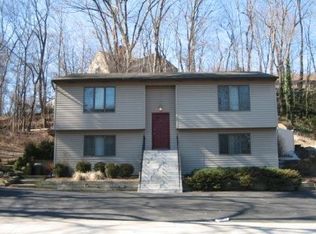 37 Oakwood Rd, Huntington, NY 11743