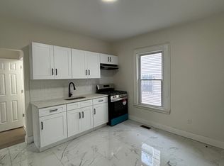 594 S 18th St #2, Newark, NJ 07103