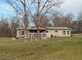 45290 Minerton Rd, Ewington, OH 45686