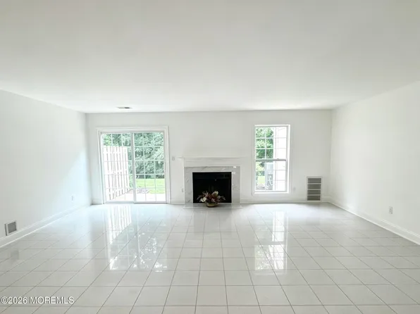 496 Cottonwood Court, Howell, NJ 07731