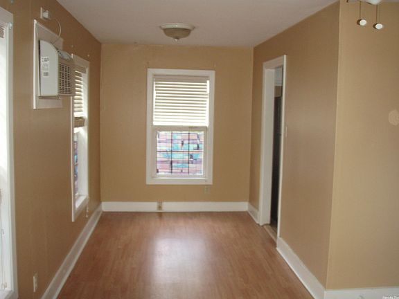 2nd image of 2809 1/2 N University Ave