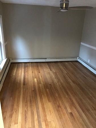 2nd image of 29R Sprague St #0