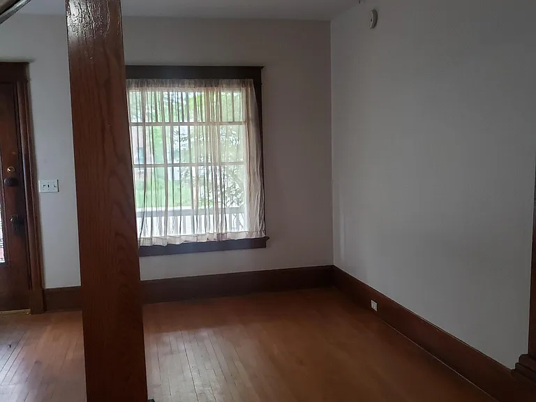 12 Platt St #A — Photo 10