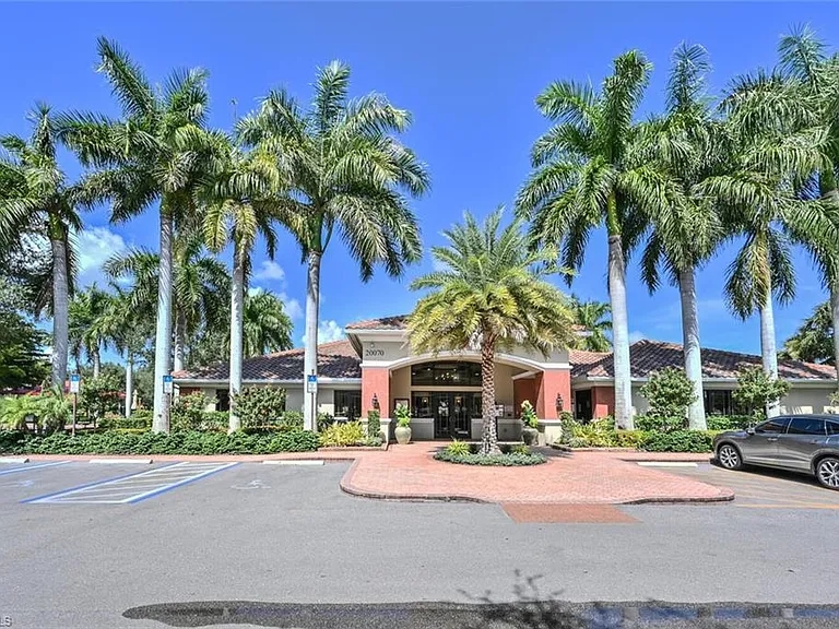 21093 Torre Del Lago St — Photo 30