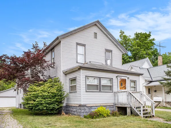 403 N Front St, Dowagiac, MI 49047