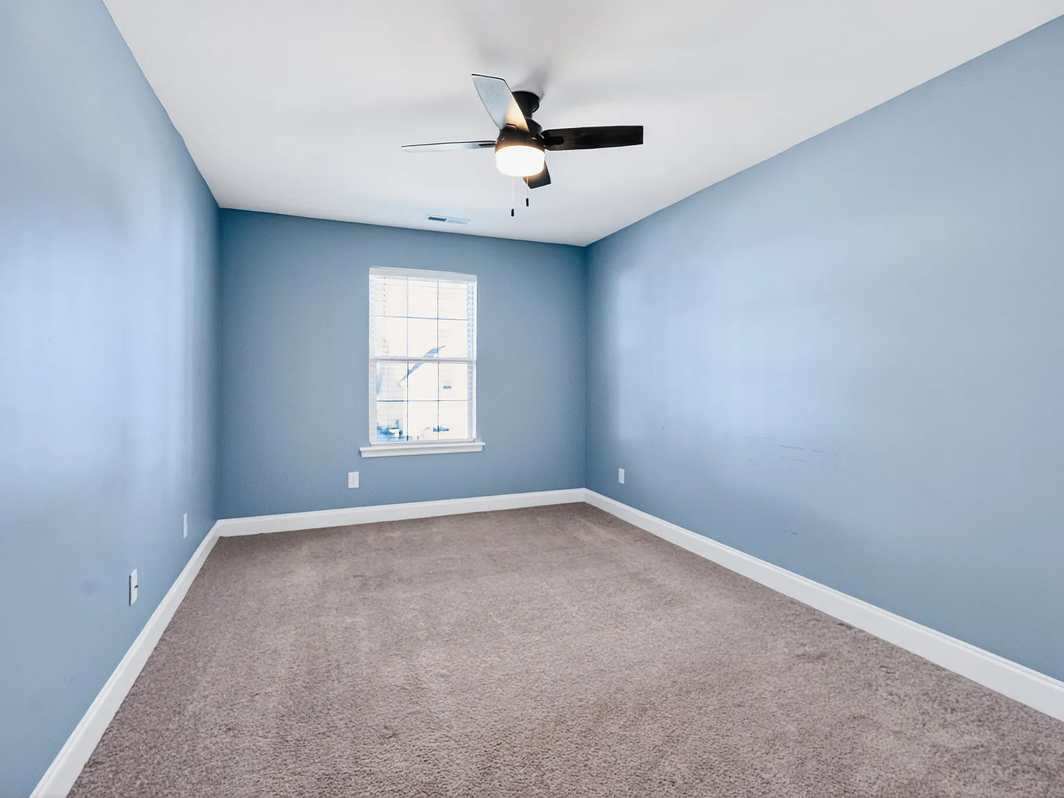 3325 Lacewing Drive - 1 — Photo 2