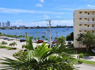 2903 Point East Dr APT K409, Aventura, FL 33160