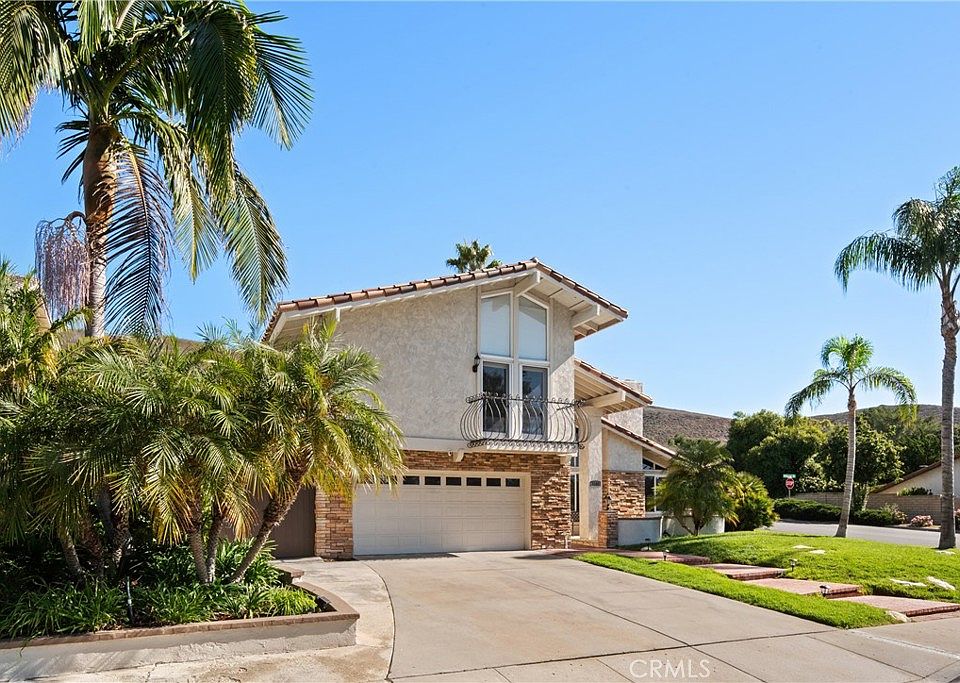 1st image of 3100 Sierra Dr