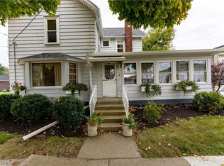 221 S Main St, Magnolia, OH 44643