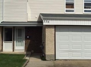 336 Grandin Vl #1A, Saint Albert, AB T8N2R6