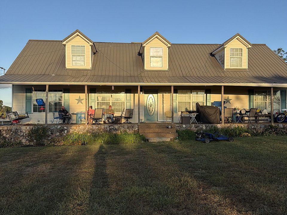 1st image of 652 Siloam Church Rd