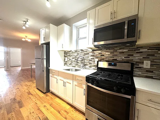 Rented by Pear NYC LLC | media 26