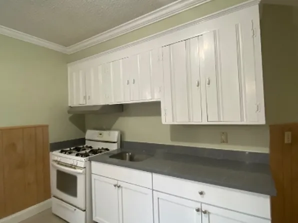 4412 Washington St Floor 2, Roslindale, MA 02131